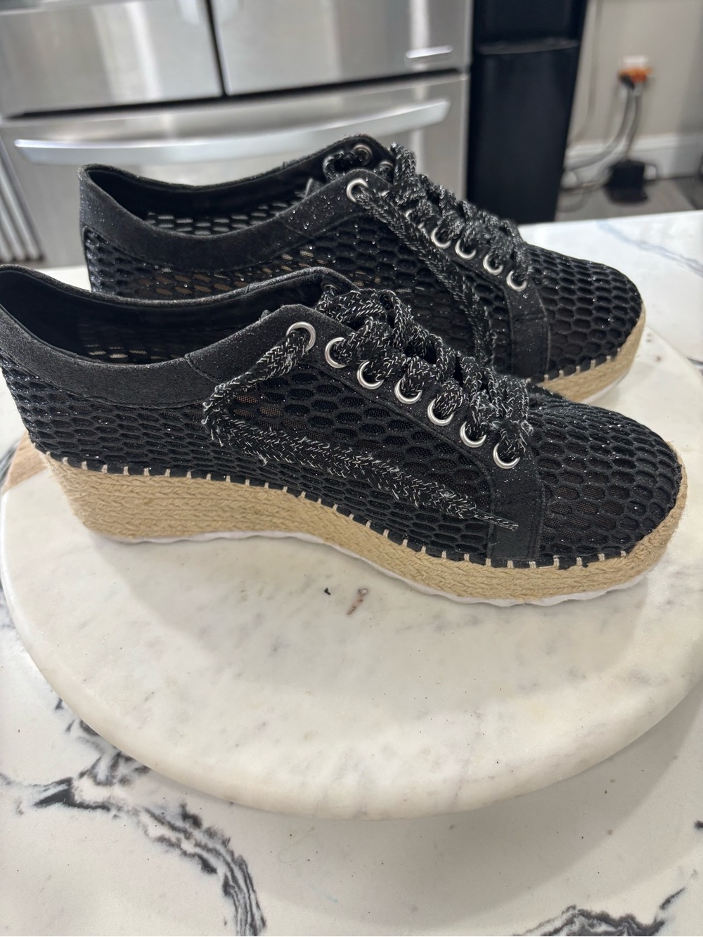 VINTAGE INC International Concepts Black Mesh Espadrille Platform Sneaker